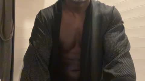 Snapshot of edgingdaddy chatting on 11/07/25, 11:10 Dad online show from 11/07/25, 11:10