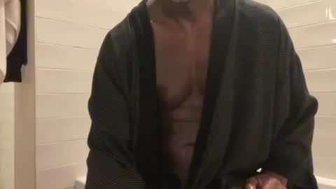 Snapshot of edgingdaddy chatting on 11/30/25, 04:27 Dad online show from 11/30/25, 04:27