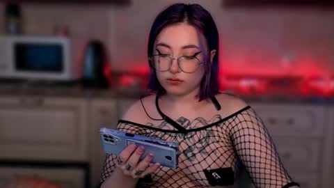 fickle demon made of clumps of matter online show from 02/18/25, 12:06