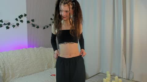 Lisa  online show from 01/15/25, 10:57