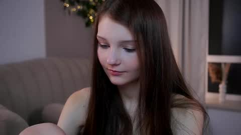 Lisa  online show from 03/08/26, 11:30