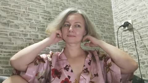 edithmanning online show from 12/12/24, 07:37