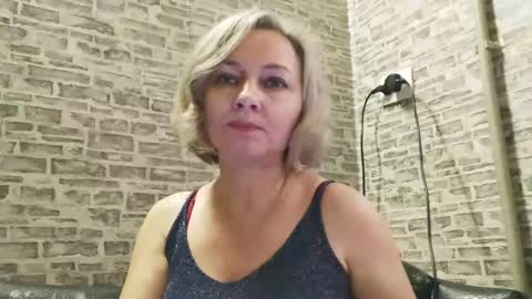 edithmanning online show from 12/24/24, 10:55