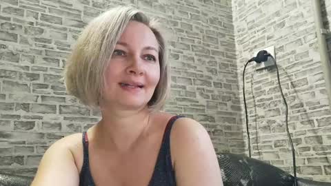 edithmanning online show from 01/05/25, 12:10