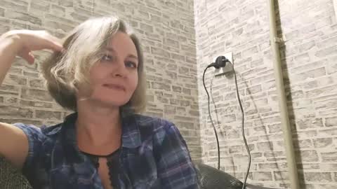 edithmanning online show from 01/09/25, 06:36