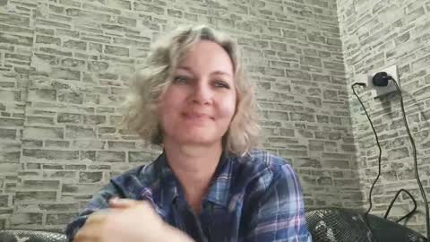 edithmanning online show from 01/13/25, 10:58
