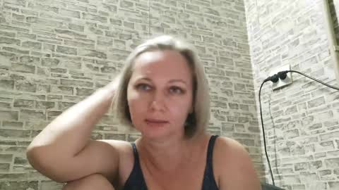 edithmanning online show from 01/29/25, 03:26