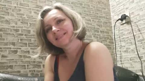 edithmanning online show from 02/15/25, 02:00