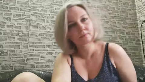 edithmanning online show from 03/03/25, 12:16