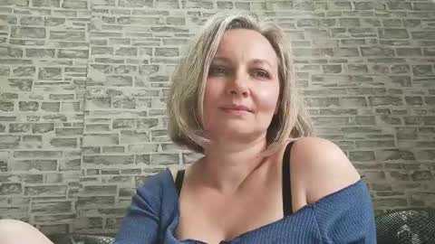 edithmanning online show from 03/10/25, 12:15