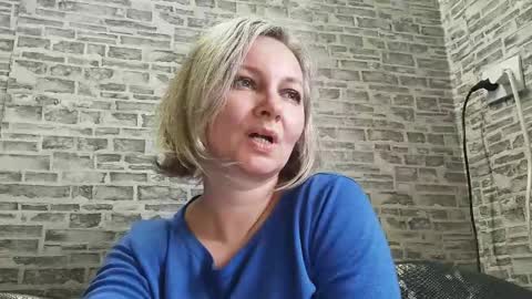 edithmanning online show from 03/11/25, 12:17