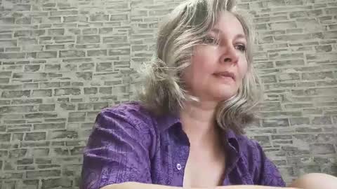 edithmanning online show from 09/23/25, 05:32