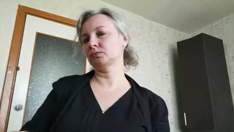 edithmanning online show from 05/11/26, 06:30