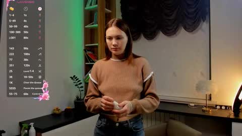 Nikki online show from 11/11/25, 01:05