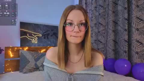 Snapshot of edlin_gail chatting on 11/17/25, 02:23 Edlin Gali online show from 11/17/25, 02:23