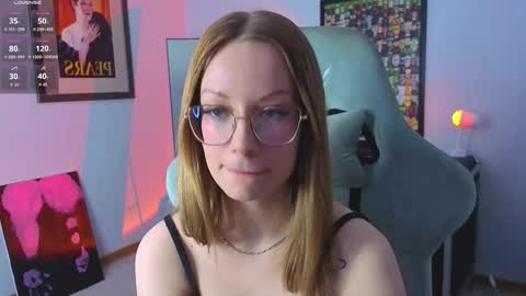 Snapshot of edlin_gail chatting on 11/21/25, 05:17 Edlin Gali online show from 11/21/25, 05:17