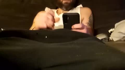 Snapshot of edmore1215 chatting on 01/29/25, 11:20 edmore1215 online show from 01/29/25, 11:20