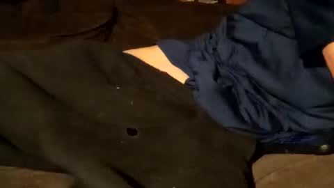 Snapshot of edmore1215 chatting on 02/17/25, 04:42 edmore1215 online show from 02/17/25, 04:42