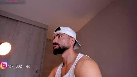 Snapshot of edrick_walton chatting on 02/06/25, 11:21 edrick online show from 02/06/25, 11:21