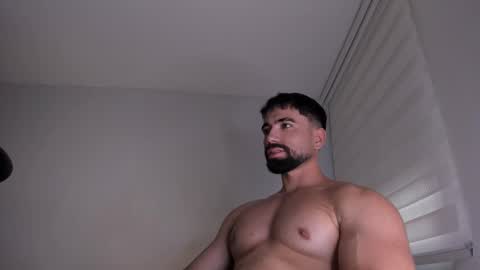 Snapshot of edrick_walton chatting on 09/16/25, 10:00 edrick online show from 09/16/25, 10:00