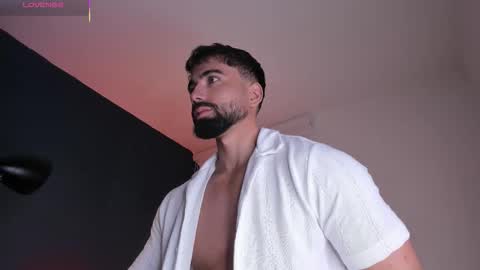 Snapshot of edrick_walton chatting on 10/14/25, 12:06 edrick online show from 10/14/25, 12:06