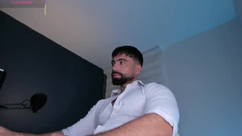 Snapshot of edrick_walton chatting on 10/25/25, 12:02 edrick online show from 10/25/25, 12:02