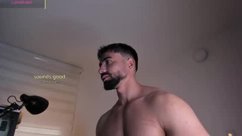 Snapshot of edrick_walton chatting on 11/27/25, 11:34 edrick online show from 11/27/25, 11:34