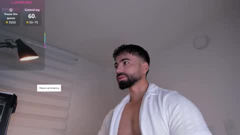 Snapshot of edrick_walton chatting on 12/22/25, 11:51 edrick online show from 12/22/25, 11:51