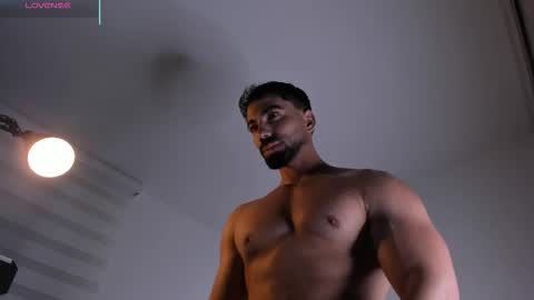 Snapshot of edrick_walton chatting on 02/15/26, 04:09 edrick online show from 02/15/26, 04:09