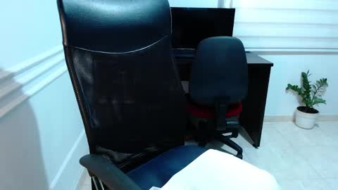 eduard_amun online show from 05/21/26, 07:10