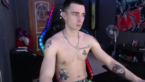 Snapshot of eduard_loveee chatting on 02/04/25, 09:28 Eduar online show from 02/04/25, 09:28