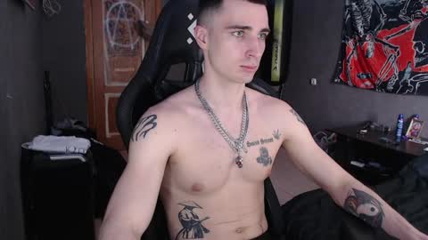 Eduar online show from 04/12/26, 10:53