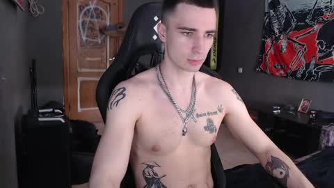 Snapshot of eduard_loveee chatting on 05/05/26, 07:05 Eduar online show from 05/05/26, 07:05