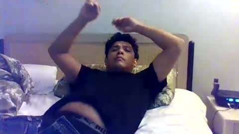 eduardo0084 online show from 12/22/24, 11:41