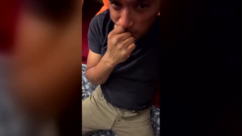 eduardo0084 online show from 04/06/26, 08:15