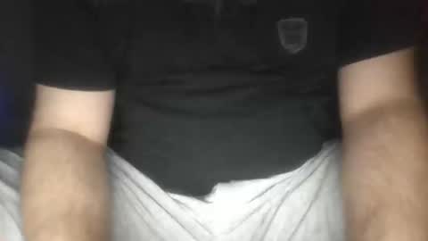 Snapshot of edw963 chatting on 11/12/25, 04:07 edw963 online show from 11/12/25, 04:07