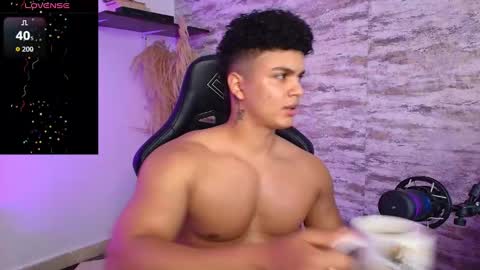 EDWARD CLARCK online show from 10/04/25, 12:08