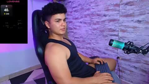 EDWARD CLARCK online show from 04/13/26, 04:07