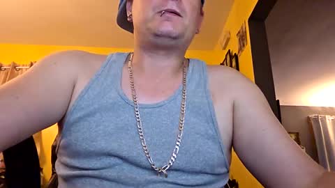 edwardaims_2please online show from 09/29/25, 02:27