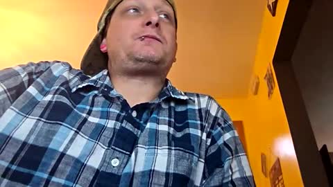 edwardaims_2please online show from 11/02/25, 02:52