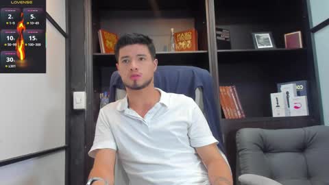 Snapshot of edwardross_ chatting on 02/27/25, 08:20 Edward Ross online show from 02/27/25, 08:20