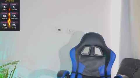 Snapshot of edwardross_ chatting on 02/26/26, 08:08 Edward Ross online show from 02/26/26, 08:08