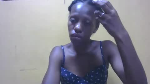 edwige770943 online show from 04/18/26, 07:18