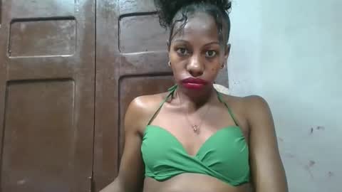 edwige770943 online show from 05/28/26, 07:27