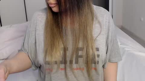 eelena4kiss online show from 02/21/25, 03:10