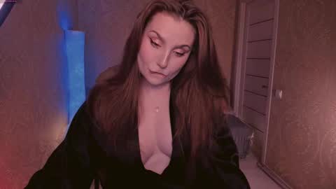 eesmaaarr online show from 11/03/25, 10:21