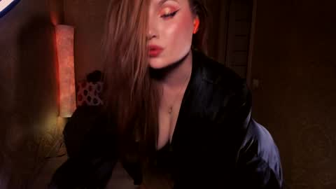 eesmaaarr online show from 05/16/26, 12:51