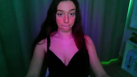 effie_balconii online show from 12/21/25, 11:28