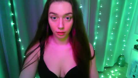 effie_balconii online show from 02/09/26, 03:05