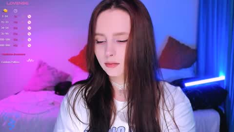 Snapshot of effie_lee chatting on 12/20/24, 12:38 Effie online show from 12/20/24, 12:38